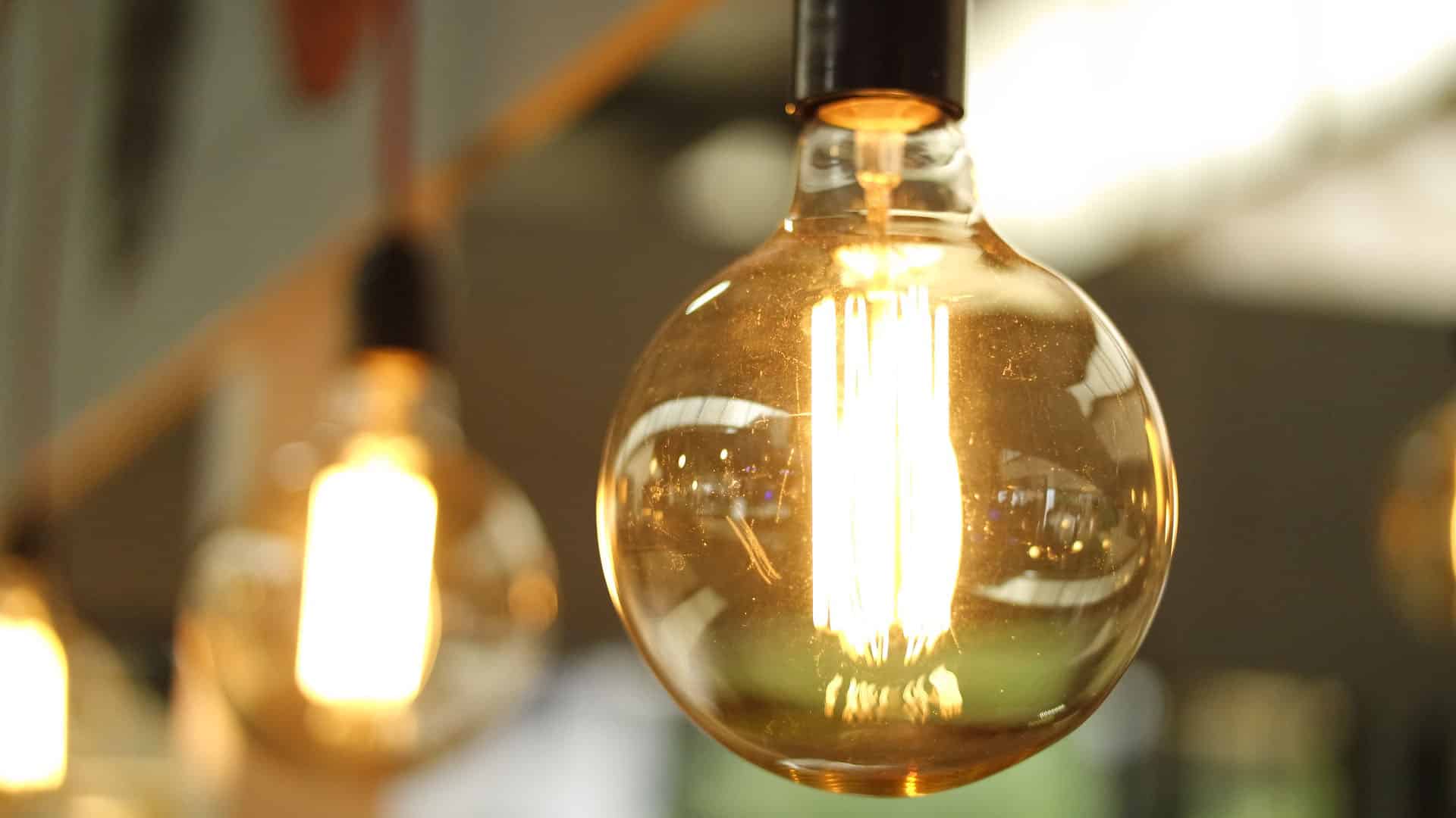 Strom sparen durch Energieanalysen
