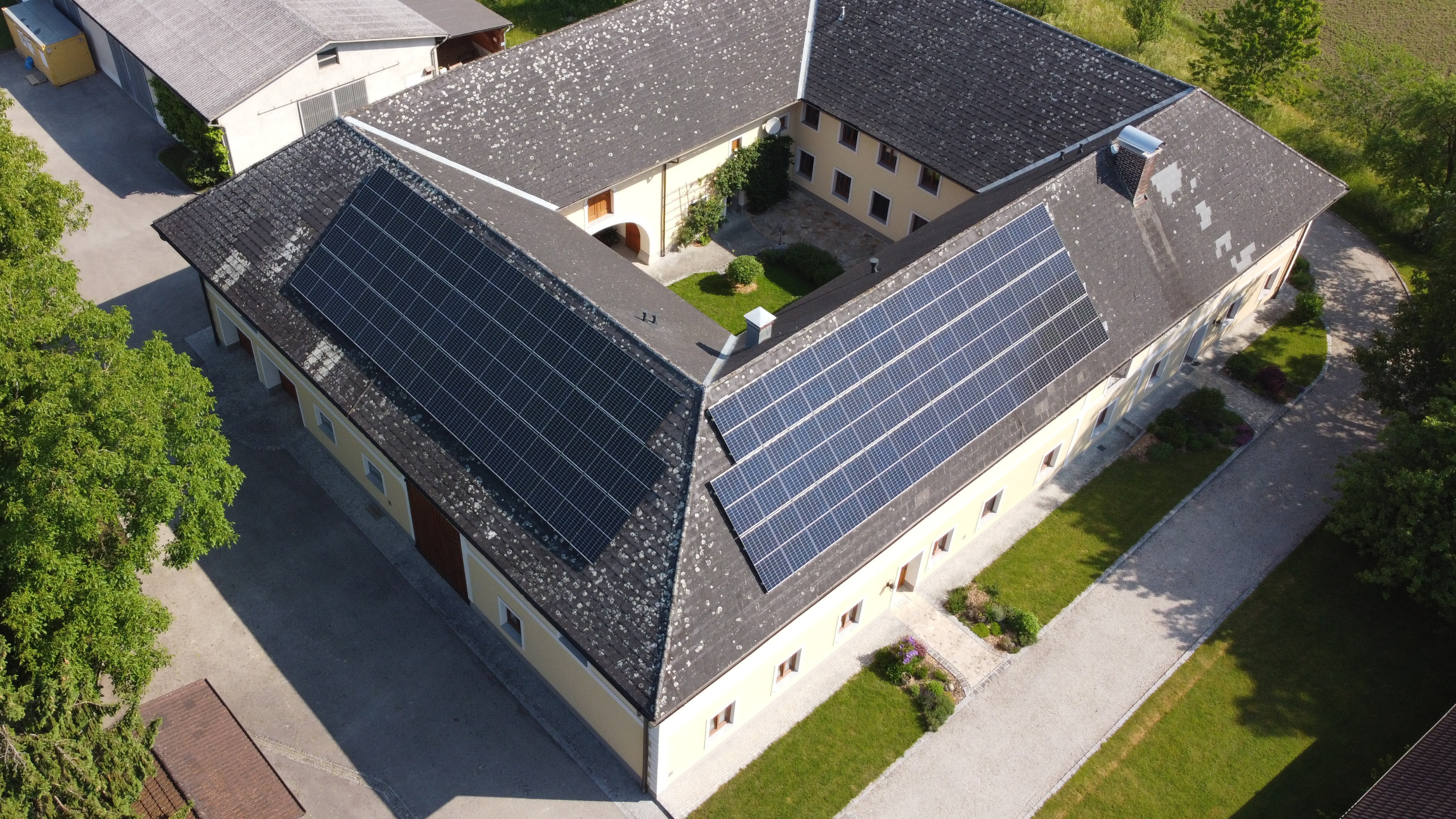 PV-Referenz Hof in Neuzeug
